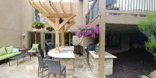 Outdoor bar seating area